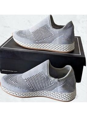 J-Slides “Tiger” Silver Gray Metallic Knit Slip-On Sneakers Size 10 New In Box